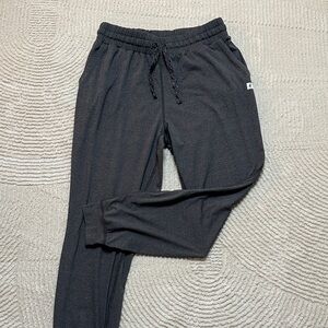 Toes On The Nose Cove Jogger Women's
Size Small Heather Grey